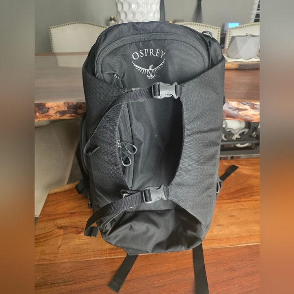 OSPREY Other - Osprey Porter 30L Travel Backpack - Carry-On Compliant Luggage